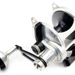 Accurate Boss Valiant Two Speed Lever Drag Reels