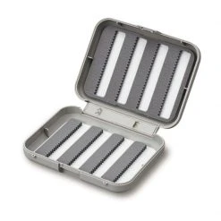 C & F Design C&F Design CF-1544 Small 8-Row Fly Box